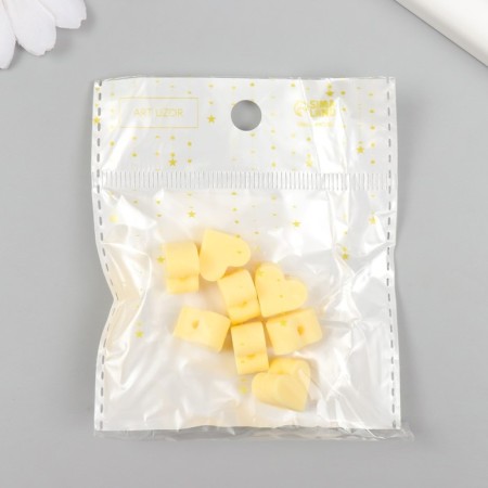 Busina silicone "heart" light yellow d = 1.4 cm-2