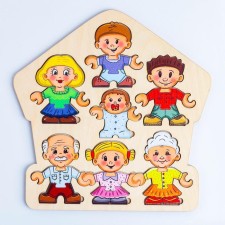 Puzzle designer “Collect the character. Family