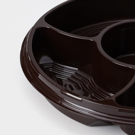 Menzhitsa is disposable plastic, d = 26 × 4.2 cm, 5 sections, bottom, round, 110 pcs/pc, brown color-2