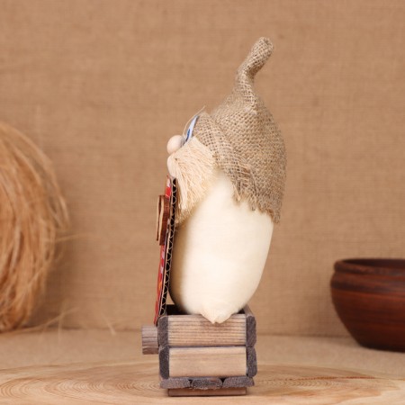 Brownie "Favorite with a book", on a chest, 21x11x7 cm-1