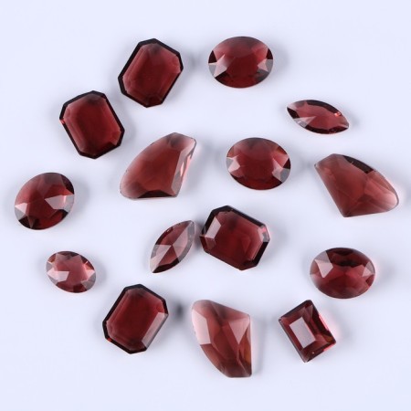 Decorative pebbles for creativity, set of 15 pcs., Caramel color, stones - from 6 to 14 mm