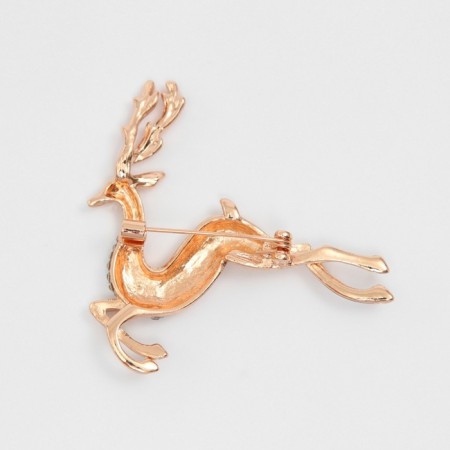 Brooch "Deer", white color in gold-1