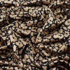 Payer satin fabric stuffed, width 150 cm, black color