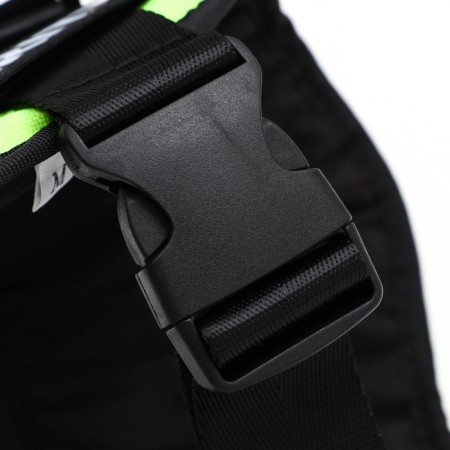 C9 sloping is soft reflective, size m, og 55-65 cm, weight 11-20 kg, green-4