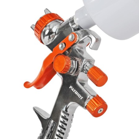 Pneumatic Patriot LVLP 1.2A, tank 0.6 l, 150 l/min, 1/4 ", a nozzle 1.2 mm-3