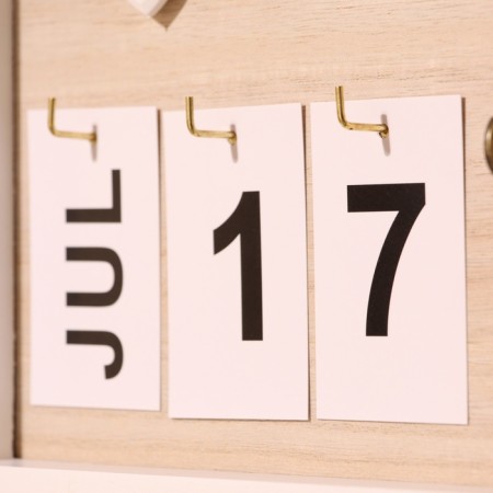 Souvenir Eternal calendar "Home", wood, 2.5x30x20 cm, col. white-3