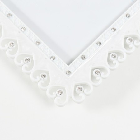 Photo frame plastic 20x25 cm "Frame from hearts" Milk-2