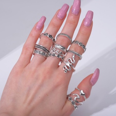 A set of rings 13 pieces of “Assorted” flowers, snake, size mix, color black silver-1