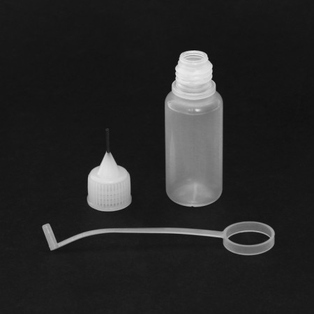 A bottle for storing liquid with a needle, 10 ml, plastic, transparent-1