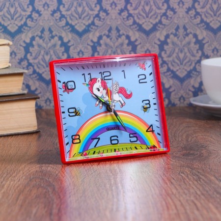 Clock - desktop an alarm clock, discrete move, 12.5 x 10.5 cm, aa-5