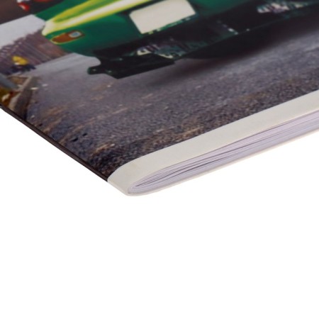 Album for drawing A4, 32 sheets on the paper clip "Speed ​​without borders", covered cardboard, block 100 g/m²-2