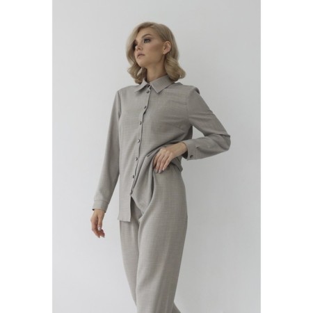 Female shirt, size 42-3