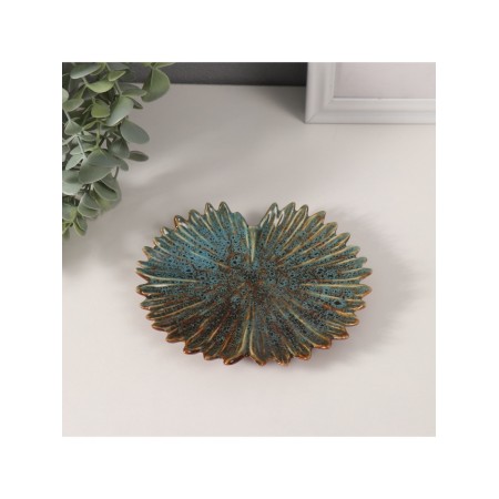 Souvenir Ceramics stand "Sheet half -sun" Green gloss 13x14.5x1.5 cm