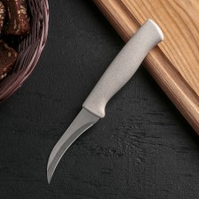 Knife for cleaning vegetables 