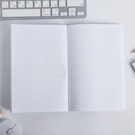 Diary in the thin cover of Llamartini, A5, 80 sheets-1