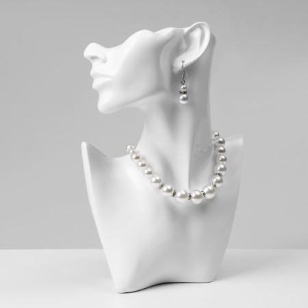 A bust for jewelry, half a face, a hole for an earring, 18 × 5 × 26 cm, white color-1