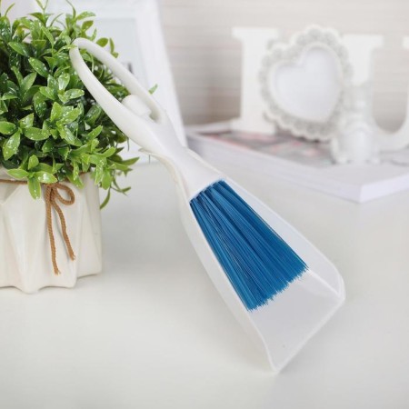 Cinderella cleaning set, brush, scoop-1