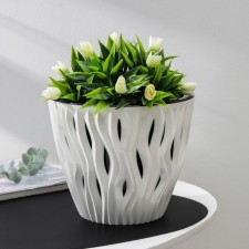 Kashpo for flowers with an insert “inspiration”, 4.5 l, the color is black and white