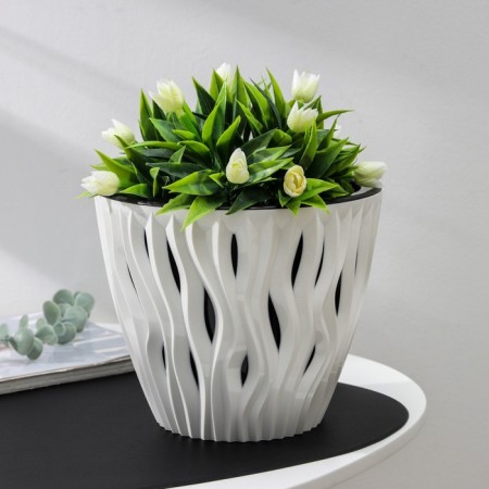Kashpo for flowers with an insert “inspiration”, 4.5 l, the color is black and white