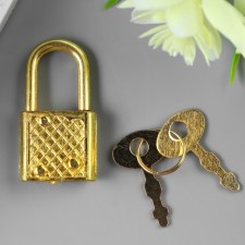 Lack with a key for a casket metal set 5 pcs C286 gold 3.1x1.7 cm