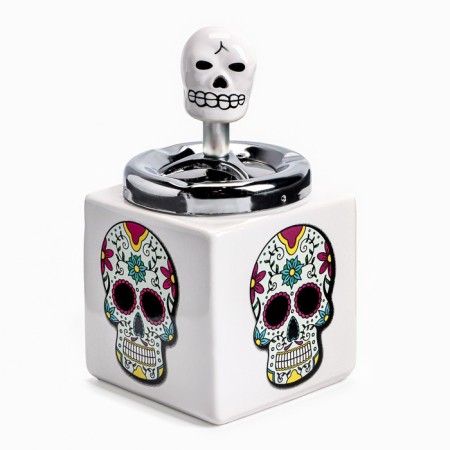 Ash for the house is a smokeless "skull", for cigarettes and sticks, 8.5 x 16 cm, black