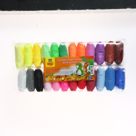 A set for children's creativity is 19 objects of a multi-remote, in a gift box-44