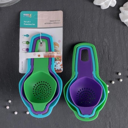 A set for baking, 3 objects: a strainer, a separator for eggs, funnel, color mix-3