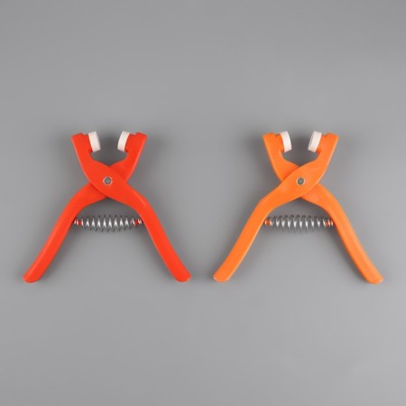 Forceps for installing open shirt buttons d = 9.5 mm, with buttons of 100 pcs, in the organizer, color mix-5