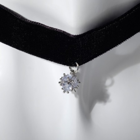 Choker "Strazinka" rhombus, white color in silver, 33 cm-1