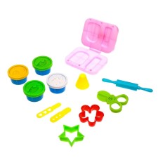 Set for playing with plasticine 