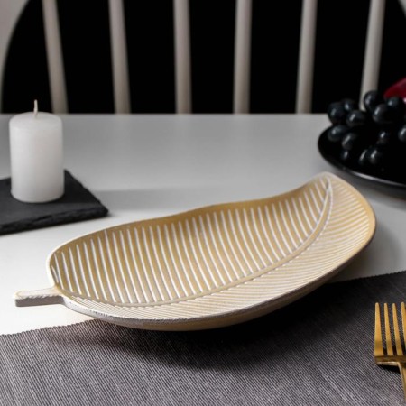 Divine dish "Golden Leaf", 31.5 × 17 × 2 cm, golden color with white-1