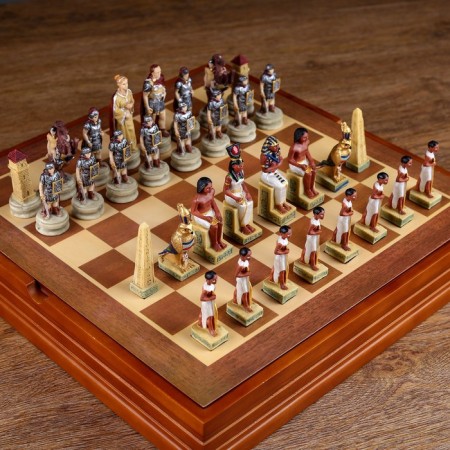 Chess souvenir "Battle for Egypt", h king-8 cm, pawns-6 cm, 36 x 36 cm-1