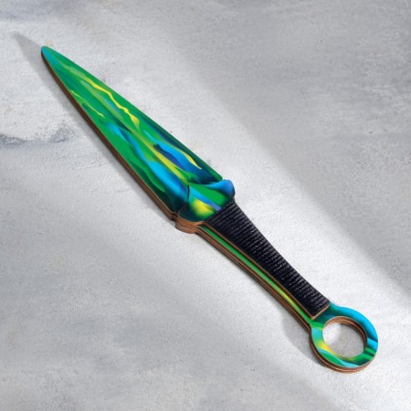 Wooden souvenir "Kunai" Green