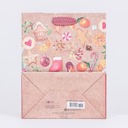 Gift package "New Year's accessories" 18 x 22.3 x 10 cm-1