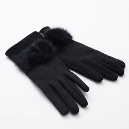 Female gloves minku "fluff", size 6.5, black color