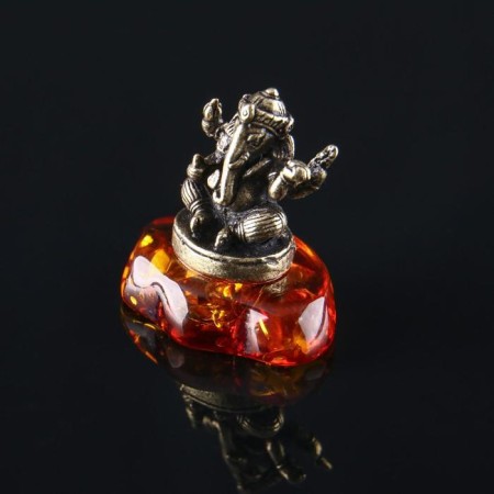 Ganesha souvenir, brass, amber resin, 1.7x1.7x1.1 cm-1
