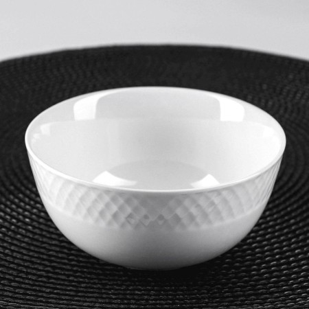 Porcelain salad Wilmax "Julia Vysotskaya", 350 ml, d = 12 cm, white color