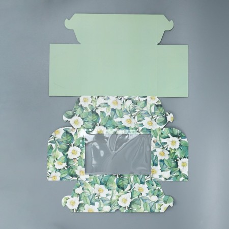 Capley box, confectionery packaging is bilateral, 6 cells of “happy moments”, 25 x 17 x 10 cm-7