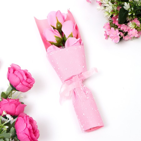A bouquet of soap roses, pink-4
