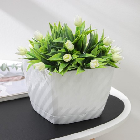 Pot with the pallet "Classic", 2 l, white color