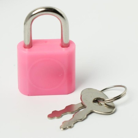 A questionnaire in a solid cover on the lock "All friends assembled", A6 40 liters-4