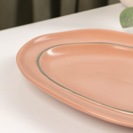 Ceramic oval "Cream", 30 × 19 cm, pink color-1