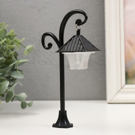 Decor for creativity plastic light "Lantern with a bend" 8.3x14.5 cm-2