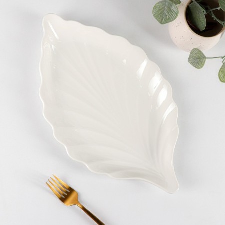 Ceramic "Liszt" dish, 35.5 × 21 cm