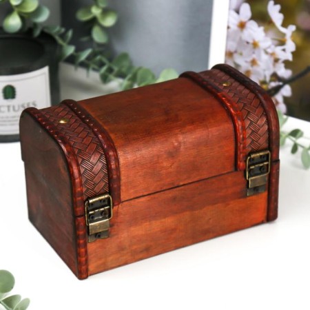 Board of a tree aged "with rivets" chest 10.5x18x11 cm-9
