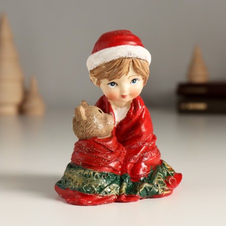 Polystone souvenir "Baby in a red blanket with a teddy bear" 7.5x6x8.5 cm-1