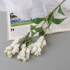 Artificial flowers 