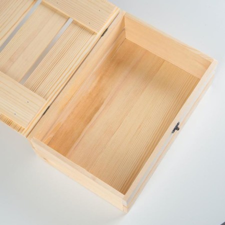 Wooden box 30 × 20 × 10 cm Gift with a sheet cover on loops with a lock-2
