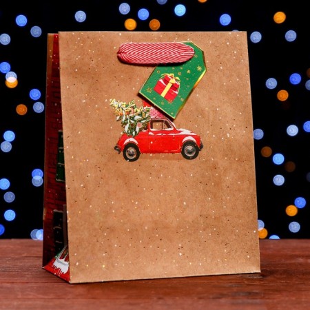 Gift package "New Year's machine" 18 x 22.3 x 10 cm