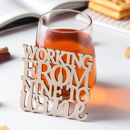 Hot Wine, 9 × 9 cm stand